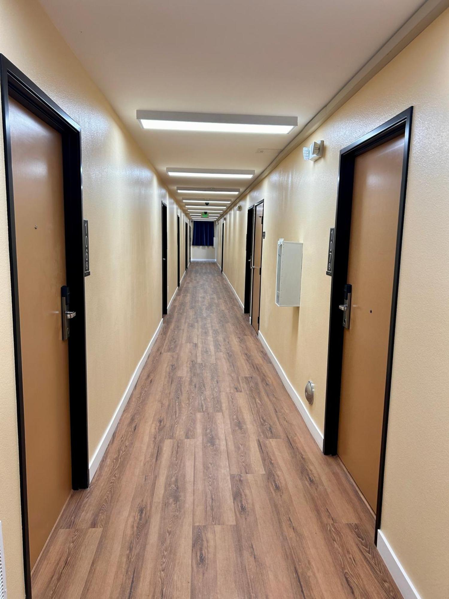Star Inn Hotel Maywood Zewnętrze zdjęcie
